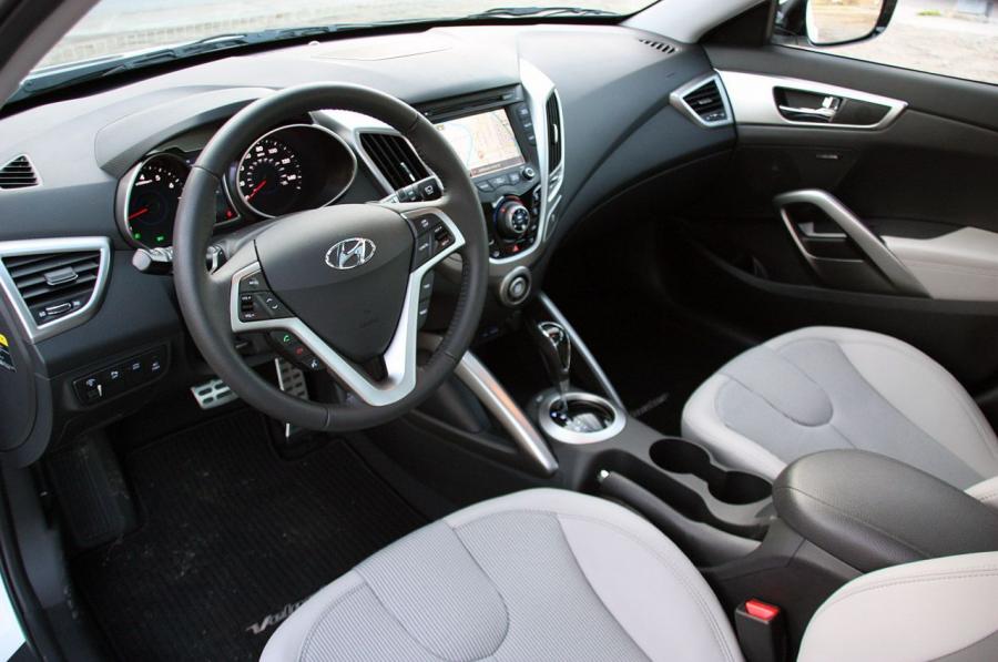  Hyundai Veloster 2011 года  (фото 126 из 184)